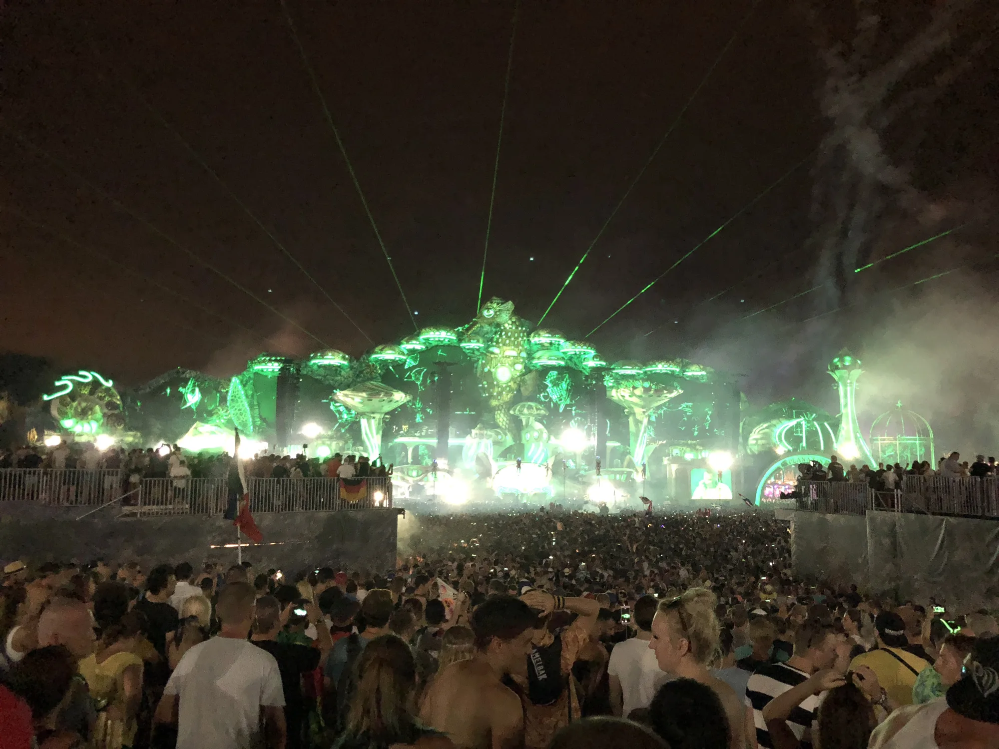 Tomorrowland 2018 mainstage at night